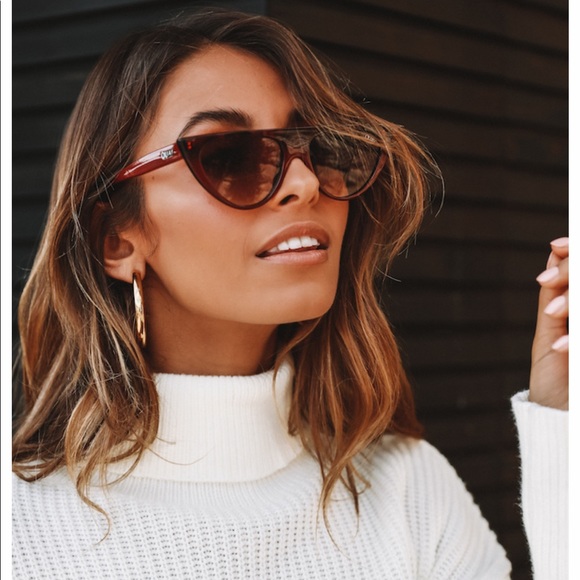 Quay Australia Accessories - Quay Australia “Run Away”